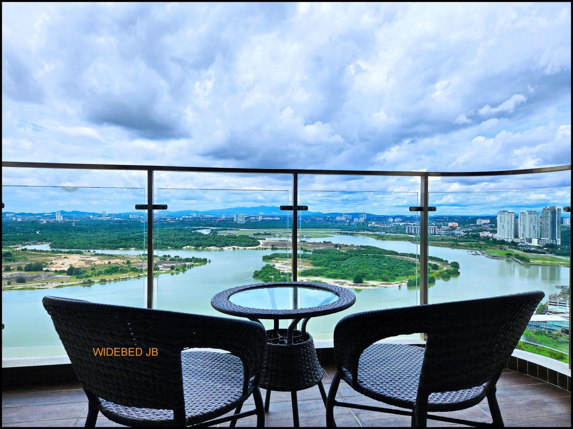 Hotel Country Garden Danga Bay By Widebed Jb Johor Bahru Exteriér fotografie